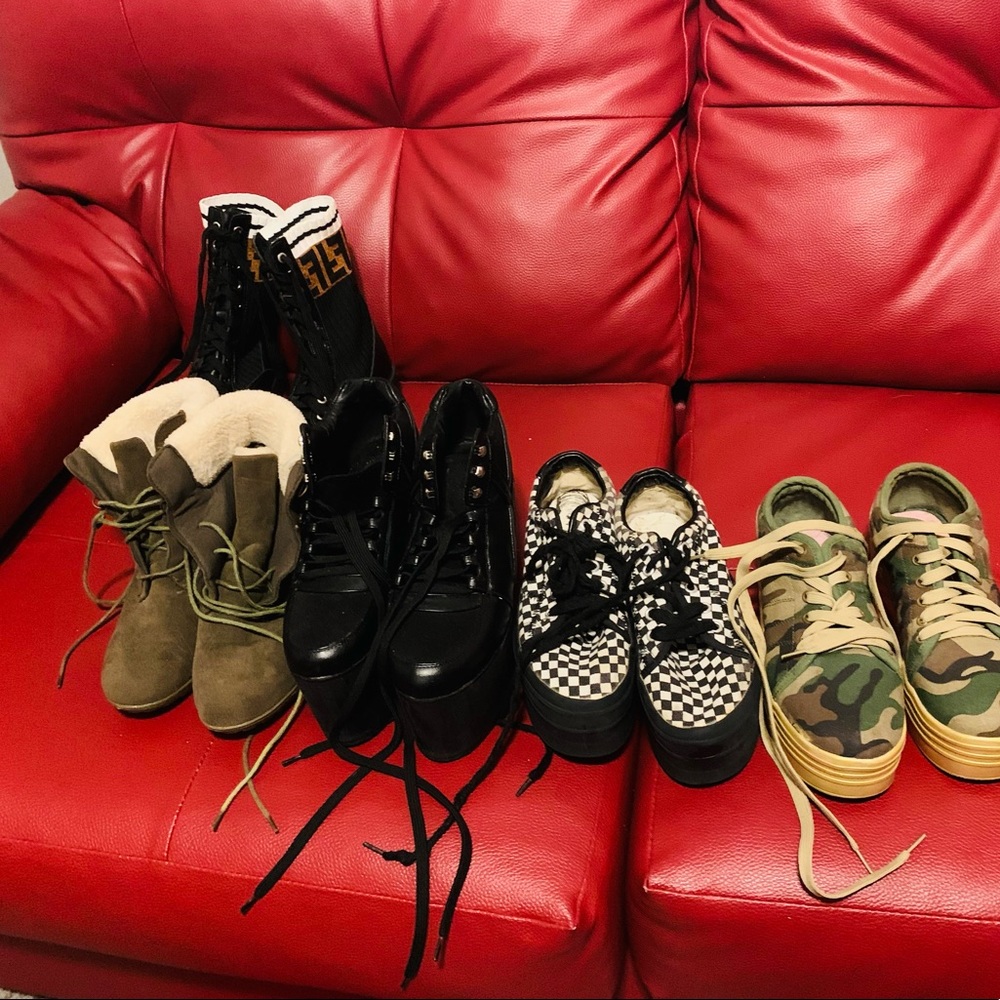 6 pairs of used shoes